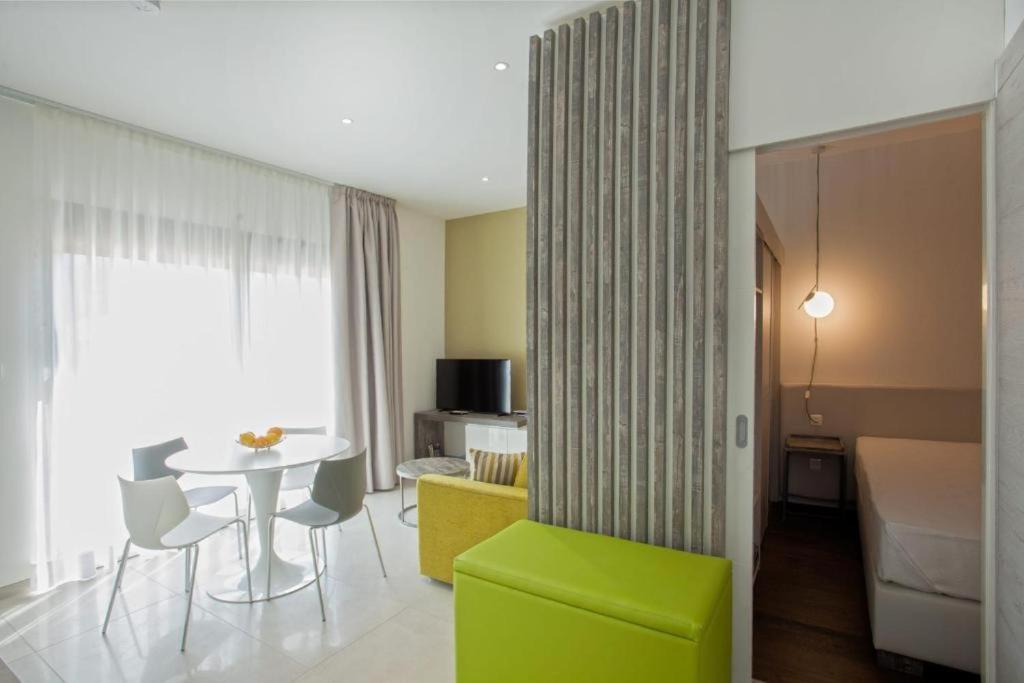 Appartement E RONDINELLE 2 Belgodère Extérieur photo